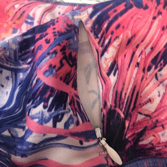 Calia by Carrie Underwood Multicolored Floral Pattern Ruched Workout Leggings - Picture 5 of 9